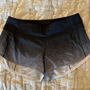 Speed Up Short by Lululemon. Size 6